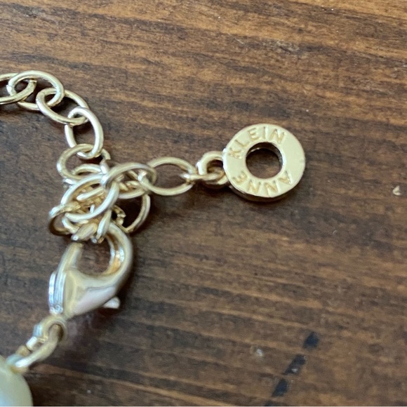 Anne Klein Gold-Tone Disc Imitation Pearl Beaded 16" Pendant Necklace - Picture 4 of 7